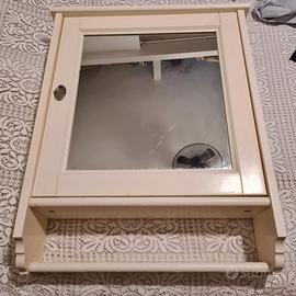 Mobile bagno con specchio