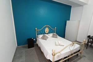 Monolocale ristrutturato zona porto di Catania