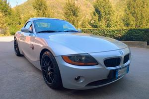 BMW Z4 E85 (2005) 2.2i 