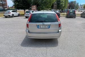 Auto  Ford mondeo