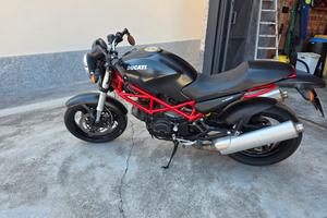 ducati monster 695