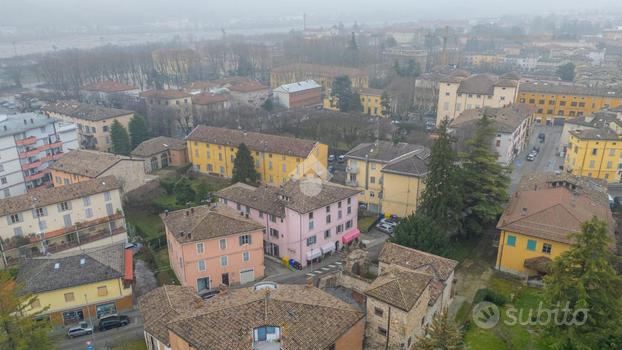 3 LOCALI A LANGHIRANO