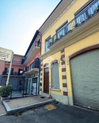 CASA SEMINDIPENDENTE A GIAVENO
