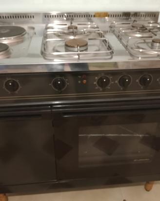 Cucina a sei fornelli