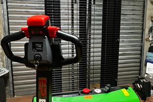 Stoccatore elettrico semi nuovo