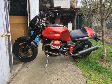 Moto guzzi v11 rosso mandello