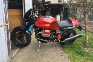 Moto guzzi v11 rosso mandello