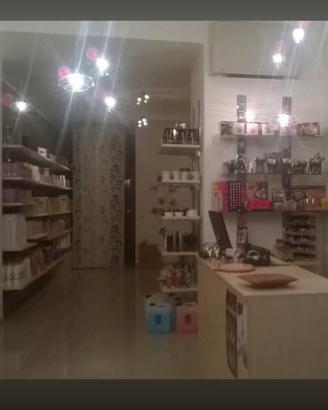 arredamento negozio 
