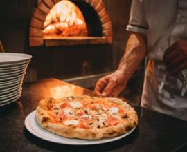 Tarcento pizzeria 15 vani 480 Mq