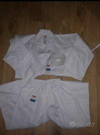 kimono karate con cintura 