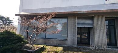 LABORATORIO A UBOLDO