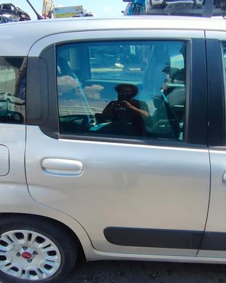 FIAT PANDA 2013 PORTA POSTERIORE SX/DX