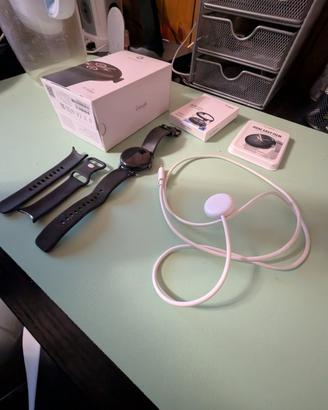 Google Pixel Watch 2 – Completo di accessori 