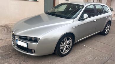 Alfa 159 1.9jtdm 150cv qtronic
