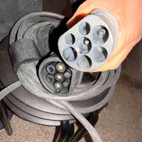 Cavo ricarica auto elettrica ibrida