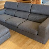 Divano + pouf Poltrone e Sofà