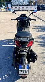 Beverly 400 Deep Black 2023