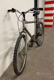 Mountain Bike 26" -Bici vintage con cambio Shimano