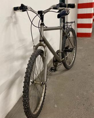 Mountain Bike 26" -Bici vintage con cambio Shimano