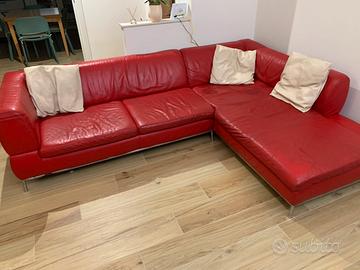 Divano angolare in pelle