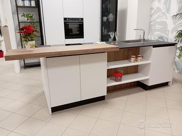cucina completa di isola