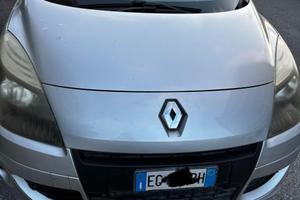 Renault scenic 110 cv diesel anno 2011 km 118000