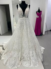 Abiti da sposa nuovi di atelier