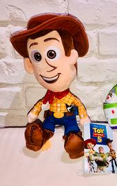 Woody peluche Toy Story 5