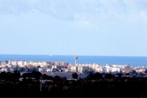 Villa plurifamiliare, ampio giardino, vista mare
