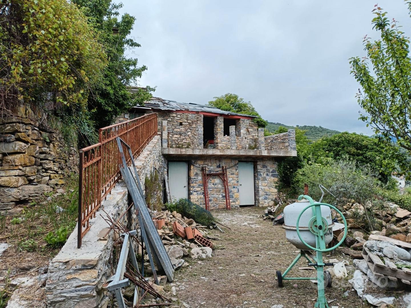 Casa autonoma con giardino - Vista 5