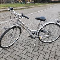 Bicicletta city bike Samar 26" con cambio Shimano