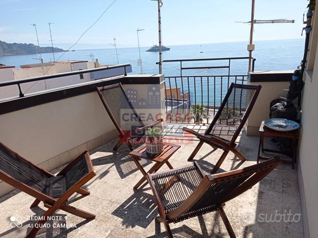 B&B - Giardini-Naxos