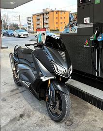 Tmax Iron Max 2015 akrapovic