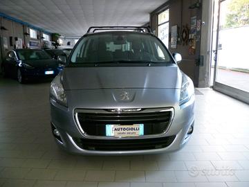 Peugeot 5008 BlueHDi 120 S&S Allure