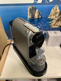 PARI AL NUOVO macchina del caffè nespresso CITIZ