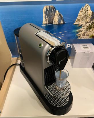 PARI AL NUOVO macchina del caffè nespresso CITIZ