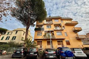 4 LOCALI A ROMA