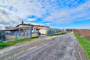 VILLA SINGOLA A SALUDECIO