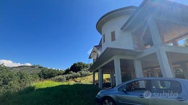 CASA INDIPENDENTE A MONTE SAN GIOVANNI CAMPANO