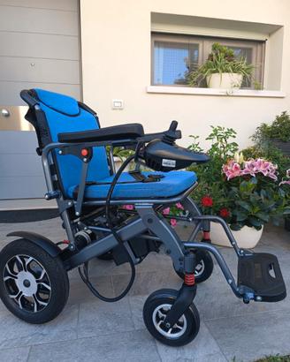 Sedia a rotelle pieghevole elettrica COME NUOVA