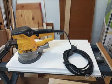 LEVIGATRICE ORBITALE DE WALT