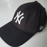 cappello new era visiera nero