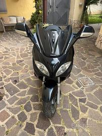 Piaggio x9 evolution