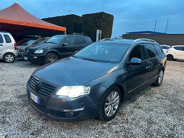 Volkswagen Passat 2.0 tdi 4x4 con gancio traino