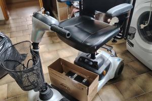 Scooter elettrico per anziani