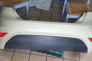 Paraurti posteriore FORD FIESTA 2010