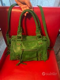 borsa in pelle effetto camoscio le corone