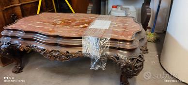 tavolino con marmo rosso e legno noce 