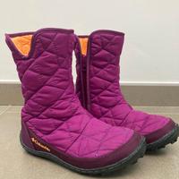 DOPOSCI Columbia, colore fucsia/lilla/nero. N. 32