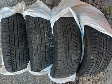 Pneumatici invernali 225/55 R18